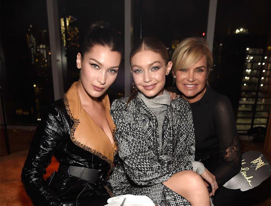 Yolanda Hadid, Gigi Hadid, and Bella Hadid : famous mother daughter duos