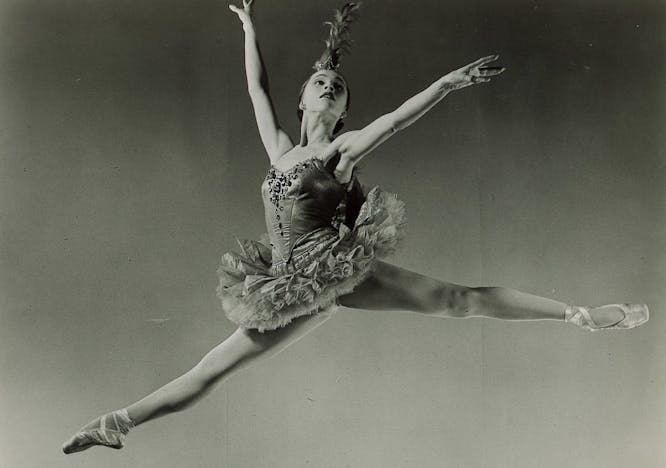 maria-tallchief-ballerina-jump.jpg