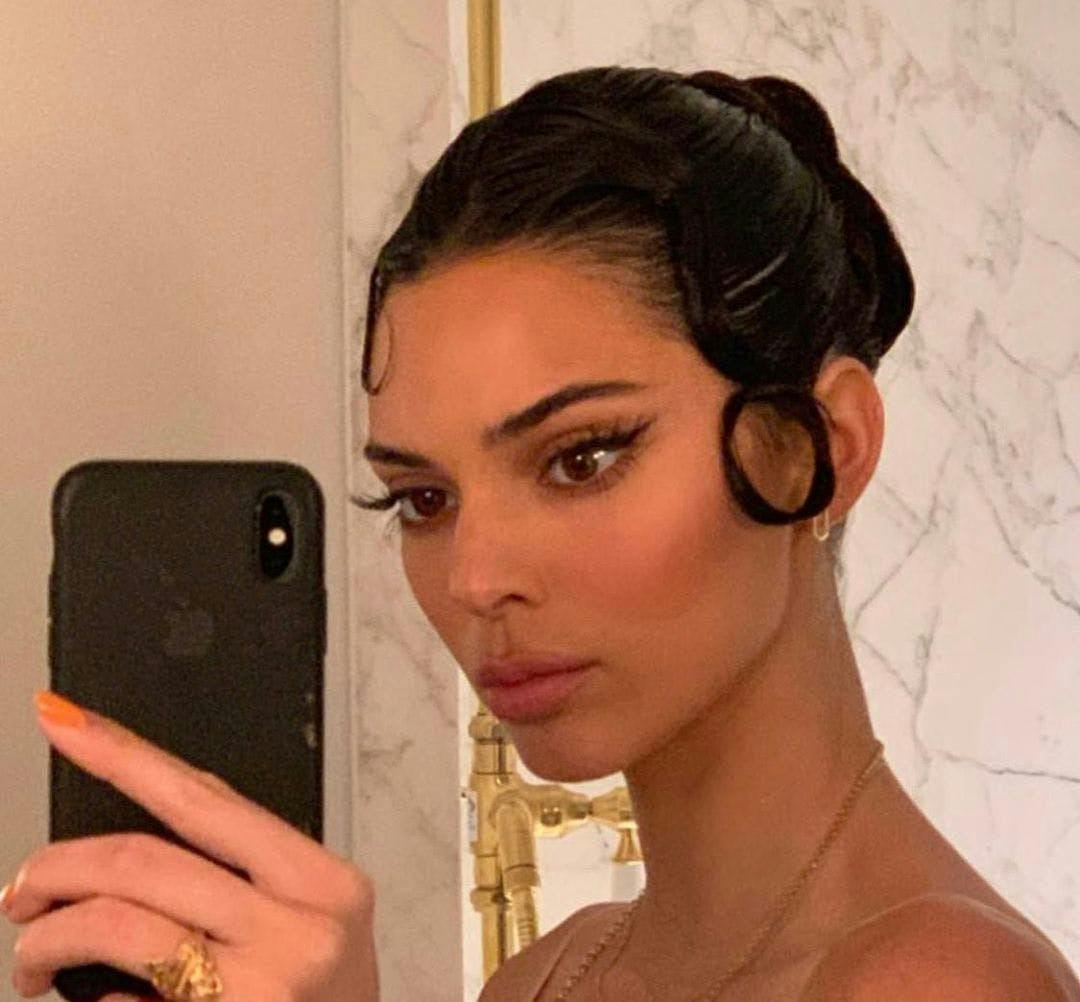 Kendall Jenner takes a selfie in the mirror.