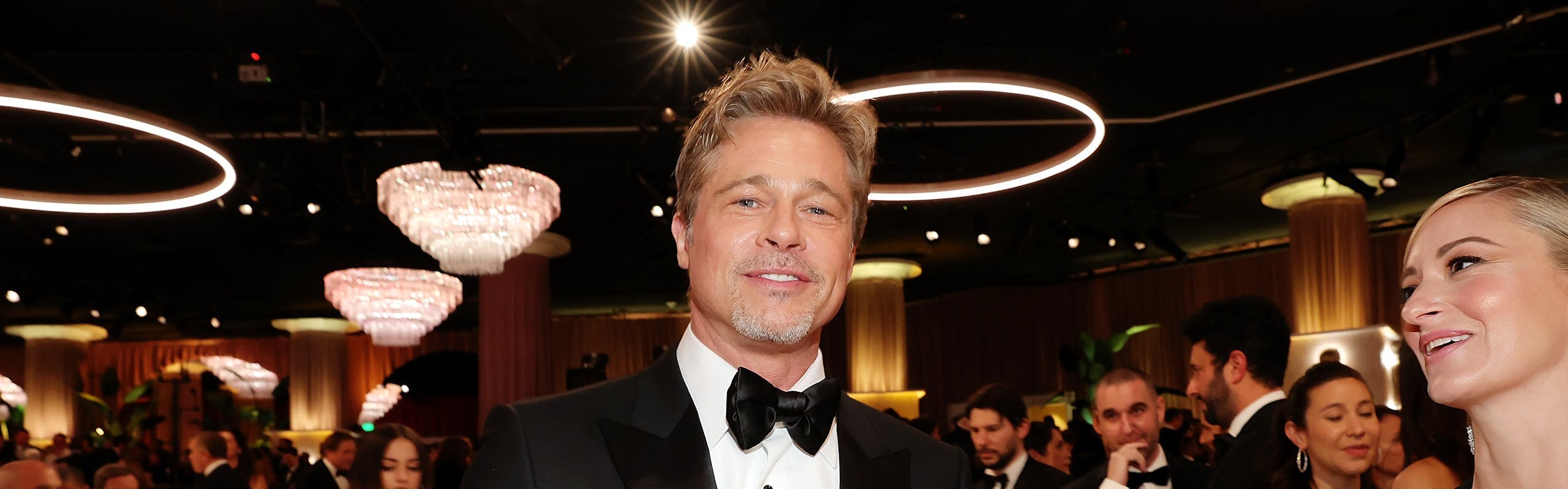 Brad Pitt wearing a tuxedo at the 2023 Golden Globes.