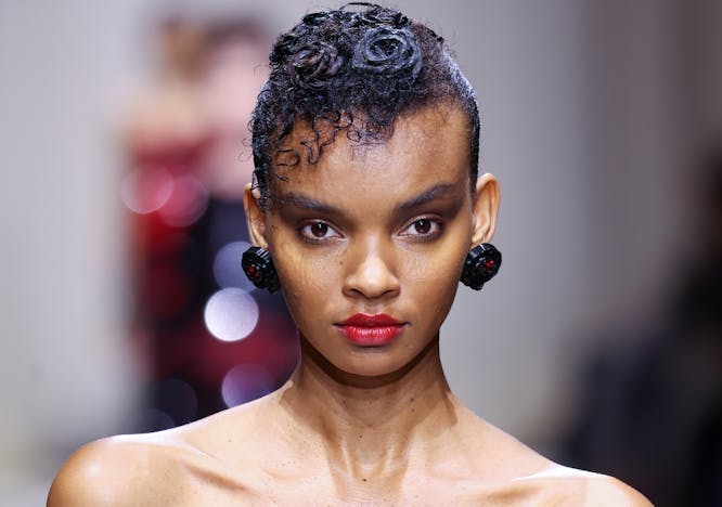 Giorgio Armani Fall/Winter 2023 fashion show predicts hair trends for Fall 2023.