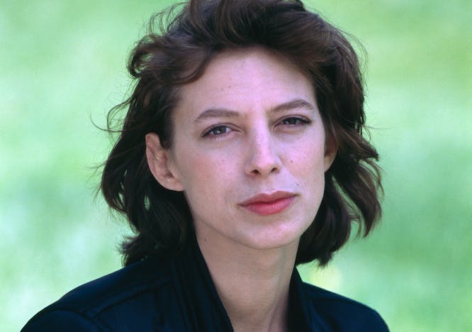 Photograph of French photographer Kate Barry.