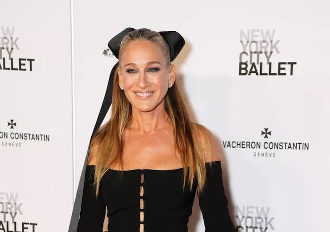 sarah jessica barker in black tulle dress and big bow at ballet event